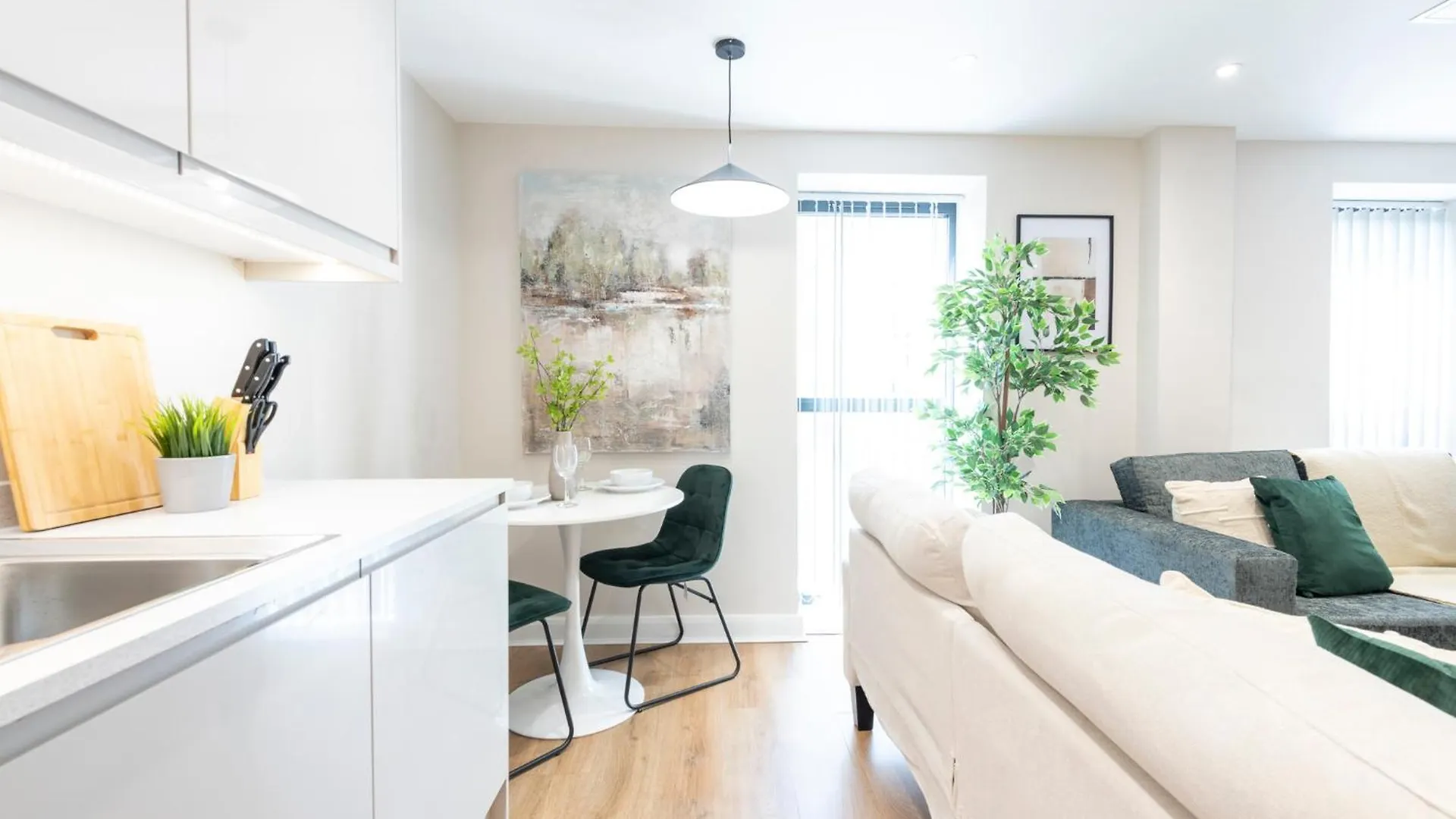 Harvey Nic'S & Designer Quarter 74 Ch Apartment Leeds  Leeds (West Yorkshire)