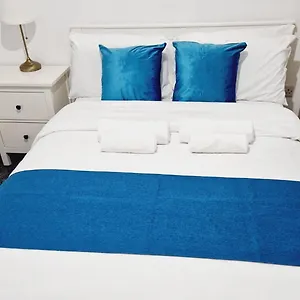  Apartment Kelso